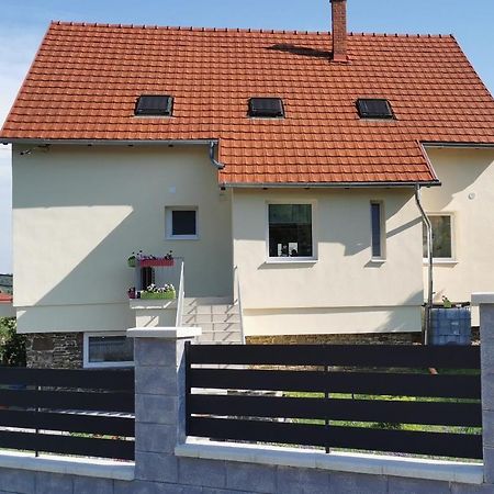 טיהאני Dalia Apartman מראה חיצוני תמונה