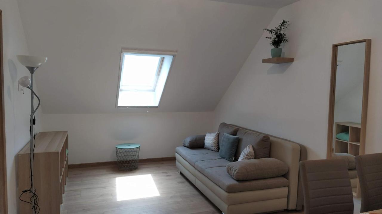 טיהאני Dalia Apartman מראה חיצוני תמונה